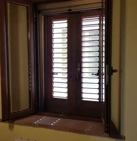 Defi House דירה